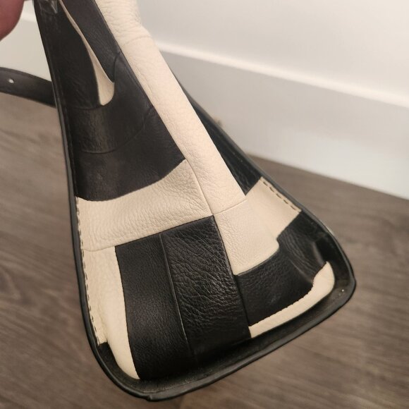 FOSSIL Black and White Leather Tote Bag - Picture 6 of 6